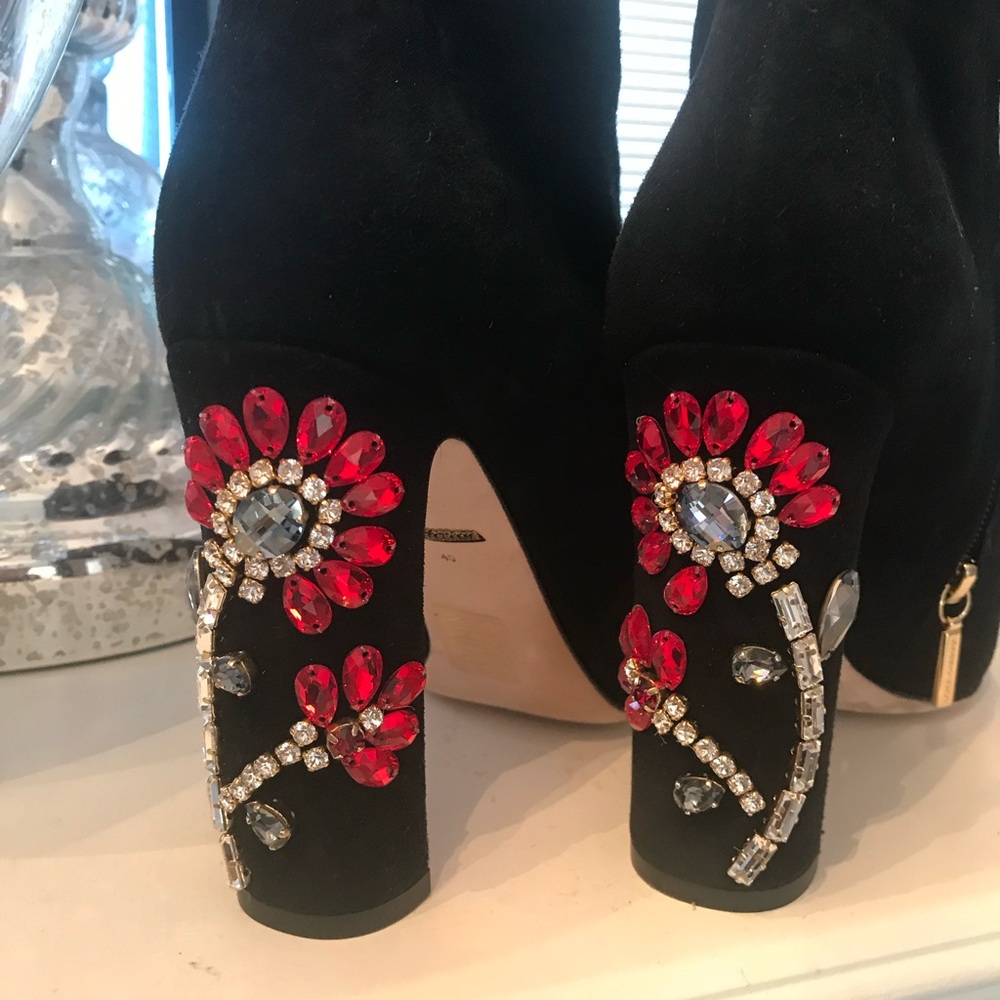 Chic Black Suede Heeled Boots with Red Floral Accents